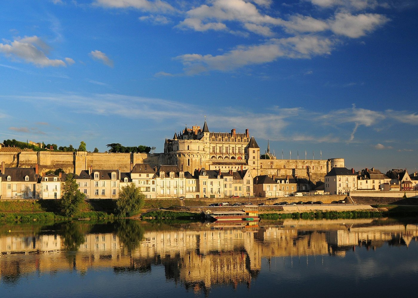 Da Vinci Trail Day Tour from Tours: Chenonceau, Amboise & Clos Lucé