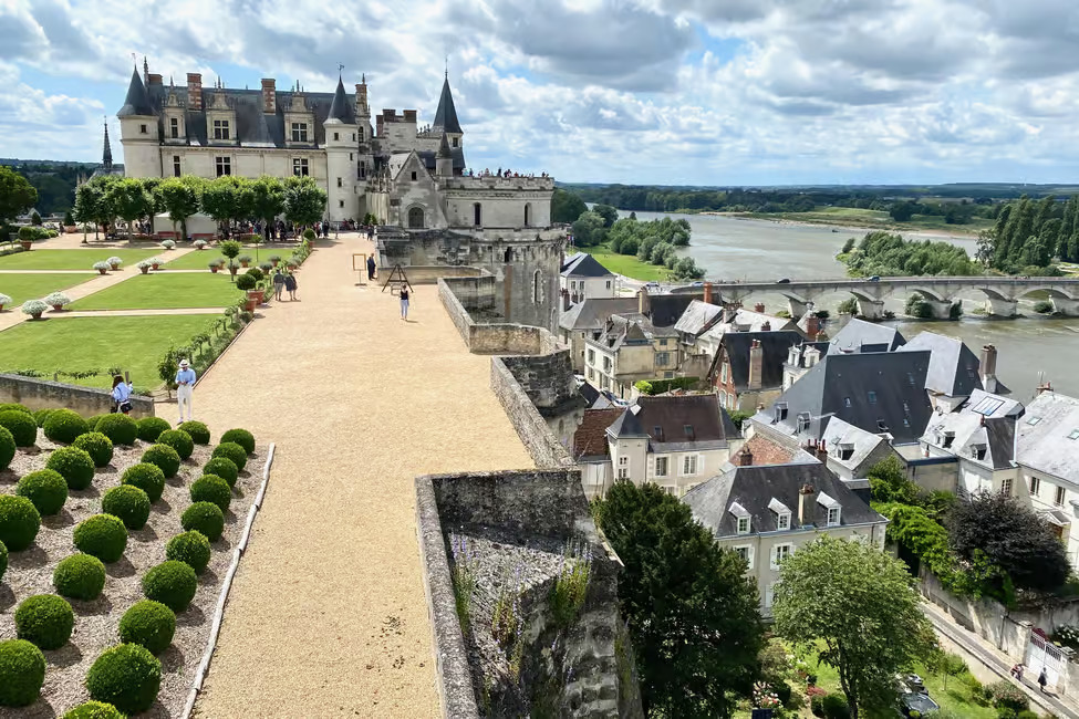 Loire Valley Da Vinci Trail: Chambord, Chenonceau & Clos Lucé from Paris